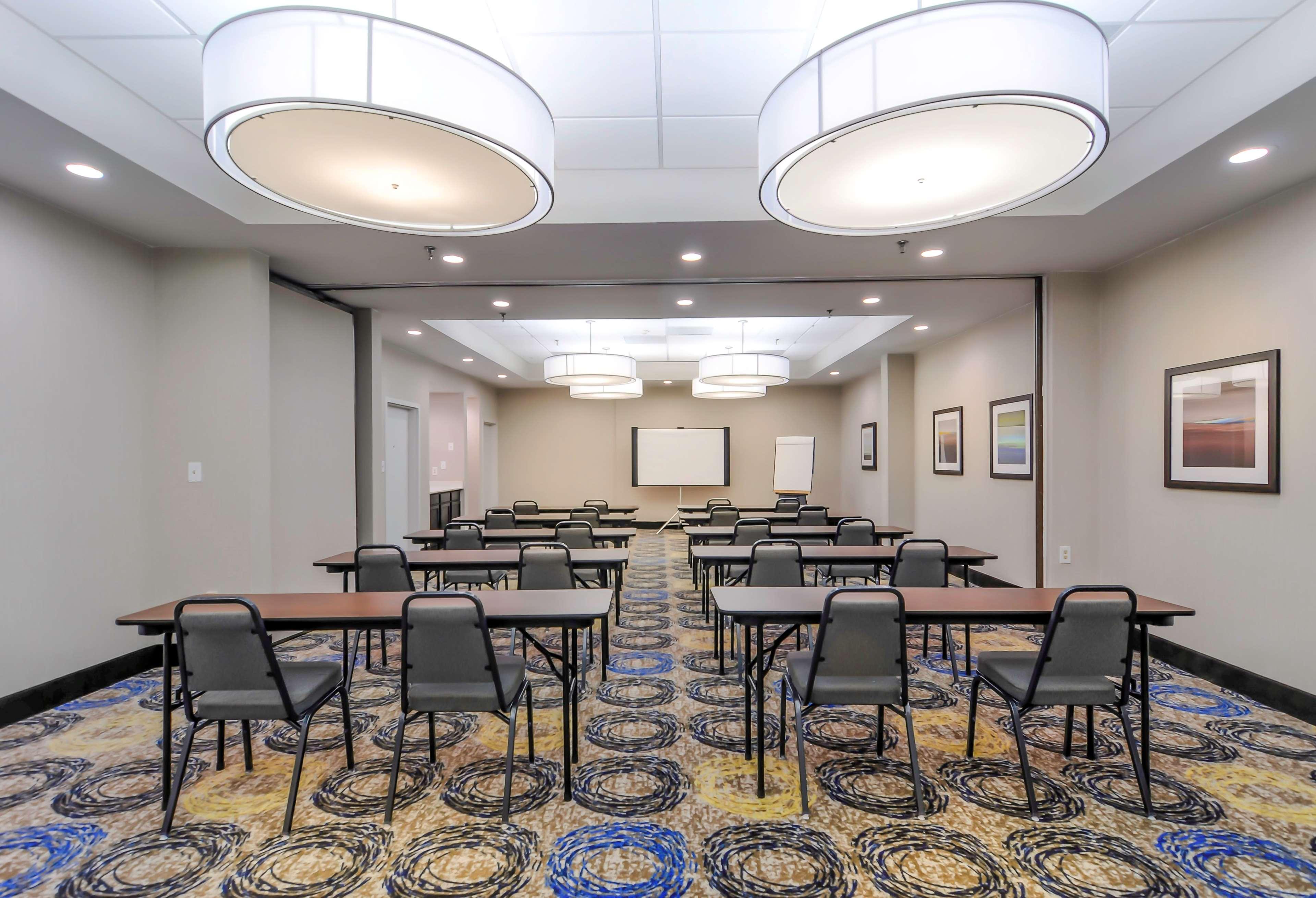 Best Western Plus Hanes Mall Уинстон-Сейлем Экстерьер фото