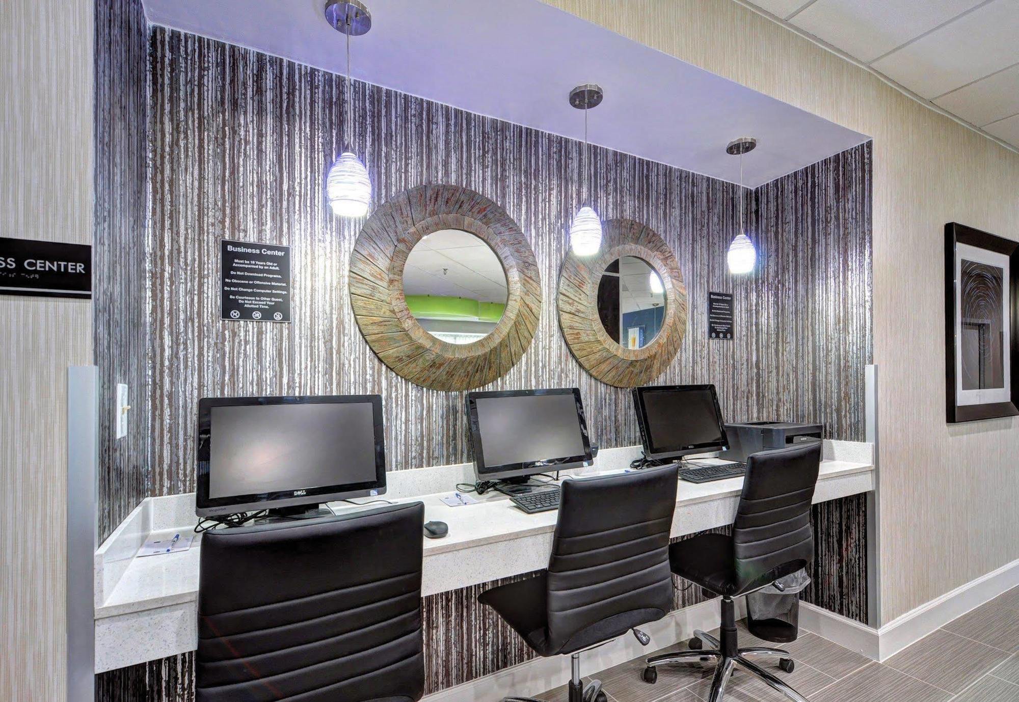 Best Western Plus Hanes Mall Уинстон-Сейлем Экстерьер фото